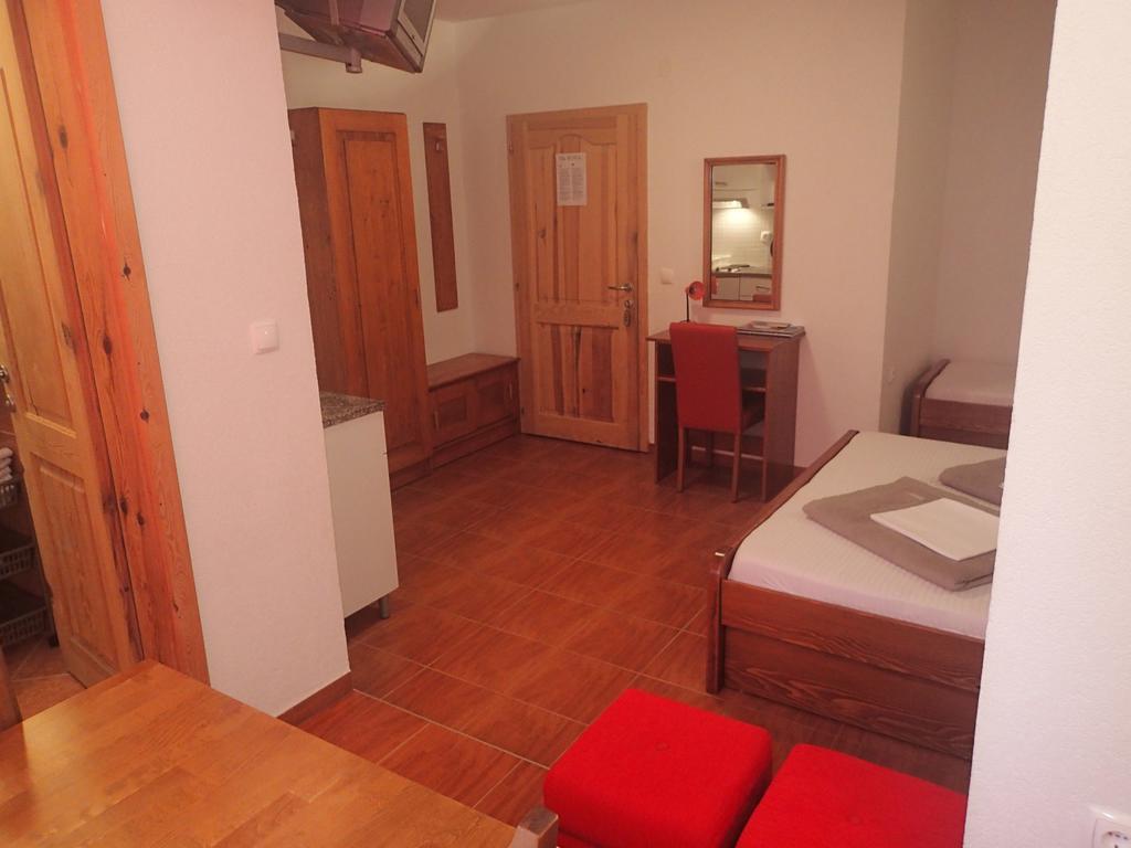Villa Bosac Gradac  Exteriör bild